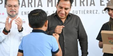 Explicó que su gobierno, impulsa diversas acciones para brindar a las y los estudiantes mayor seguridad.