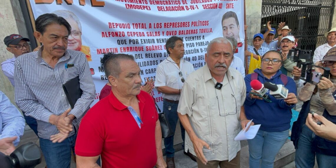 Jubilados y pensionados de la Sección 40 denuncian acoso del secretario general