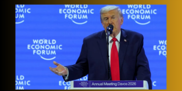 Trump descarta uso de la fuerza para hacerse de Groenlandia y pide “negociaciones inmediatas”