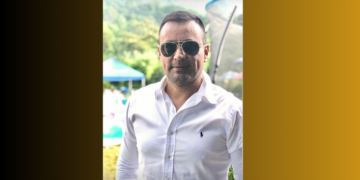 La denunciante exige la intervención inmediata de las autoridades.