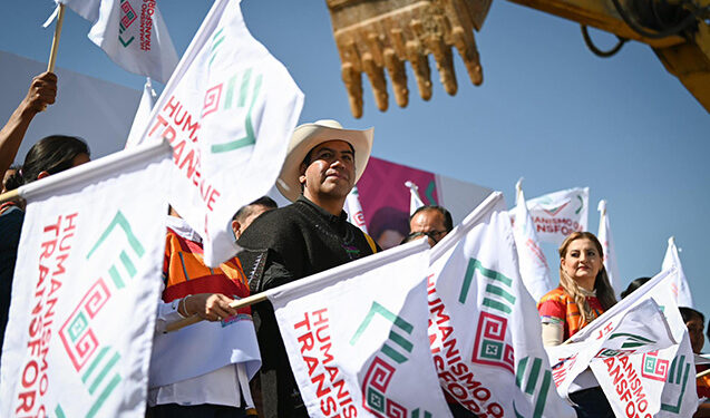 El gobernador Eduardo Ramírez Aguilar, dio inicio a la construcción del Libramiento de las Alfareras Amatenango del Valle–Teopisca, misma que tendrá una inversión superior a los 453 millones de pesos, beneficiando a más de 440 mil habitantes.