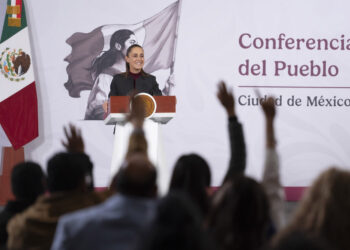 Claudia Sheinbaum presenta nueva Ley de Cine y protección al doblaje