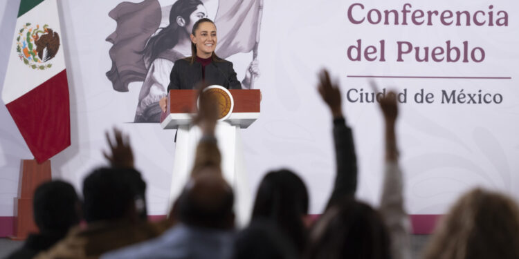 Claudia Sheinbaum presenta nueva Ley de Cine y protección al doblaje