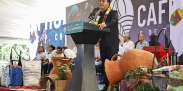 Eduardo Ramírez pone en marcha programa para la cafeticultura