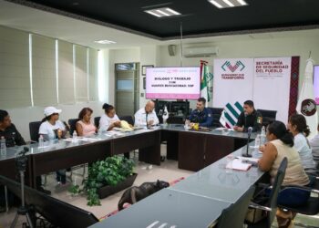Dialogan autoridades y Madres Buscadoras