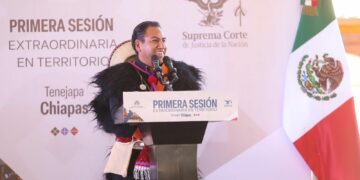 Gobernador y magistrado atestiguan sesión histórica de la SCJN