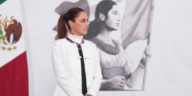 Claudia Sheinbaum presenta plan nacional para juventudes