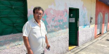 Adulto mayor denuncia cobros excesivos del SMAPA