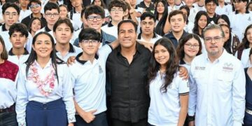 Eduardo Ramírez fortalece infraestructura educativa