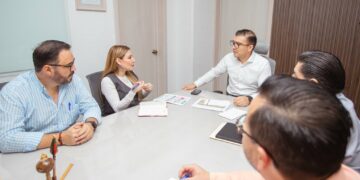 En la reunión también se concretó la programación de nuevas actividades culturales y deportivas para el año 2026.