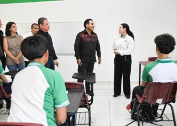 Eduardo Ramírez fortalece conectividad y educación en Chiapa de Corzo