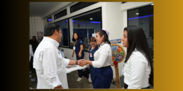 Jovani Salazar, convocó a la niñez y juventud chiapaneca a descubrir su vocación y atreverse a seguir sus pasiones.