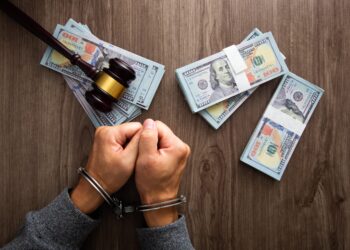 Colaboraciones Institucionales para Combatir el Lavado de Dinero