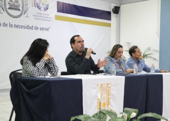 José Natarén. Presentó Bellífica en la Benemérita UNACH