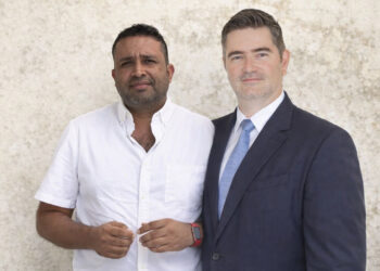 DESPIERTA TONINÁ, GIGANTE DORMIDO