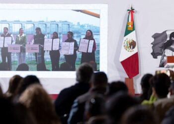 JUSTICIA HÍDRICA. Sheinbaum entrega concesiones de agua