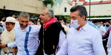 Unos tiemblan y otros de rodillas
