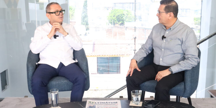 LA META ES TRANSFORMAR EL FUTURO DE CHIAPAS. UNACH: educación con sentido social