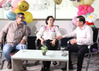 CORRUPCIÓN Y SOBERBIA DE ÁNGEL TORRES. Contratos bajo sospecha