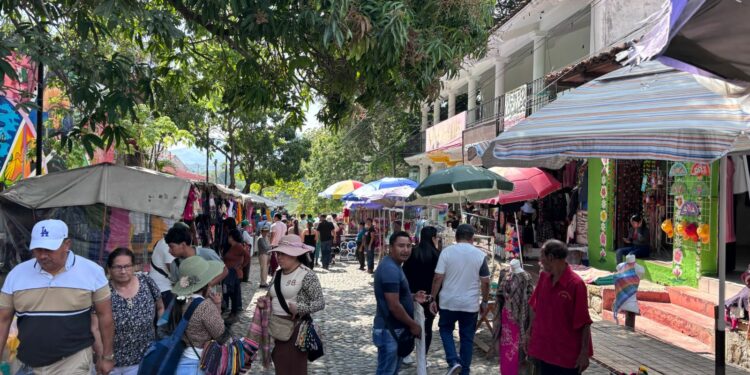 INCREMENTO TURÍSTICO. Fiesta Grande atrajo a muchos visitantes