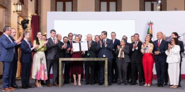 ACUERDO HISTÓRICO. México refuerza su industria siderúrgica