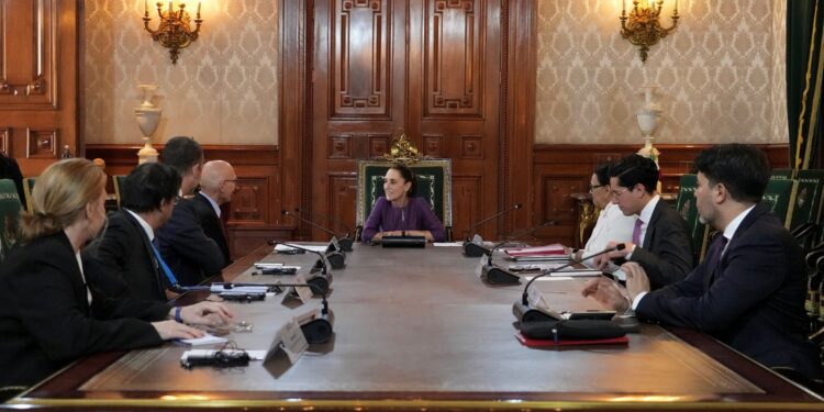 DIÁLOGO GLOBAL. Acuerda vías de colaboración en DD.HH. con la ONU