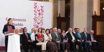 CLAUDIA SHEINBAUM. Presenta Comité de expertos