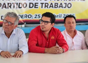 FRANCISCO AMADEO ESPINOSA TRUJILLO. Realizó gira de trabajo del PT en la Sierra chiapaneca