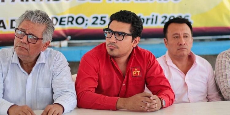 FRANCISCO AMADEO ESPINOSA TRUJILLO. Realizó gira de trabajo del PT en la Sierra chiapaneca