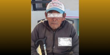 AUXILIAN A ADULTO MAYOR. Rescatan a persona de 99 años