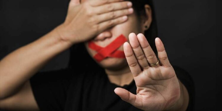 Libertad de expresión no es igual a violencia de género