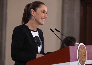 CLAUDIA SHEINBAUM. Mexicanos impulsan economía estadounidense
