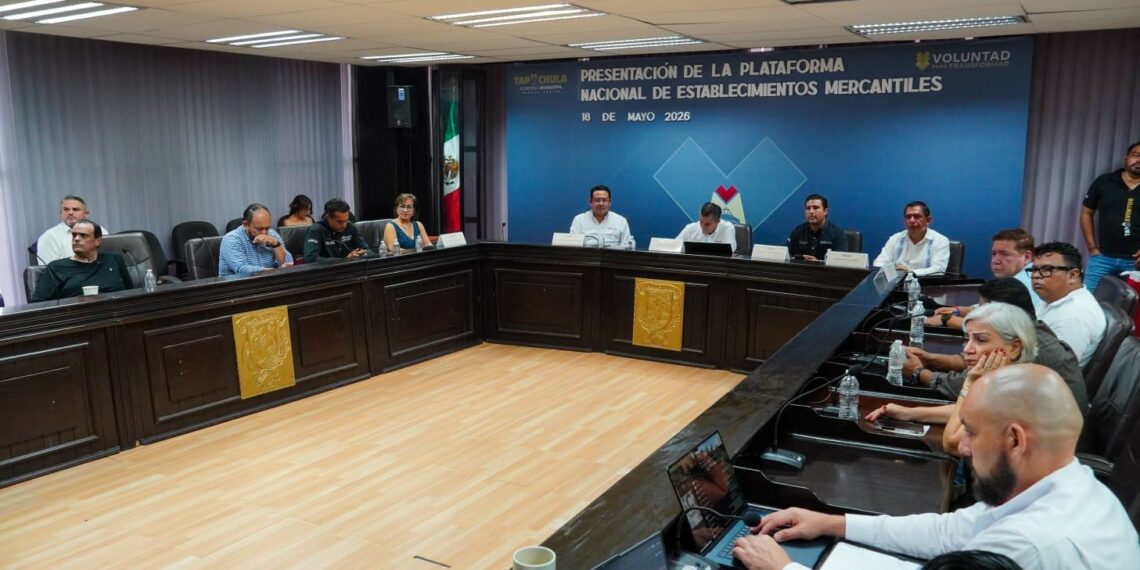 Trabajamos para facilitar trámites y reducir procesos burocráticos: Yamil Melgar