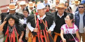 Rincón Chamula y Rayón. Eduardo Ramírez Aguilar refrenda compromiso con el bienestar
