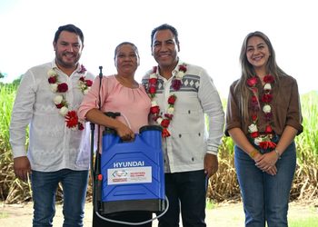 DESARROLLO REGIONAL. Impulsan obras y campo